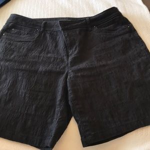 Vera Wang black shorts
